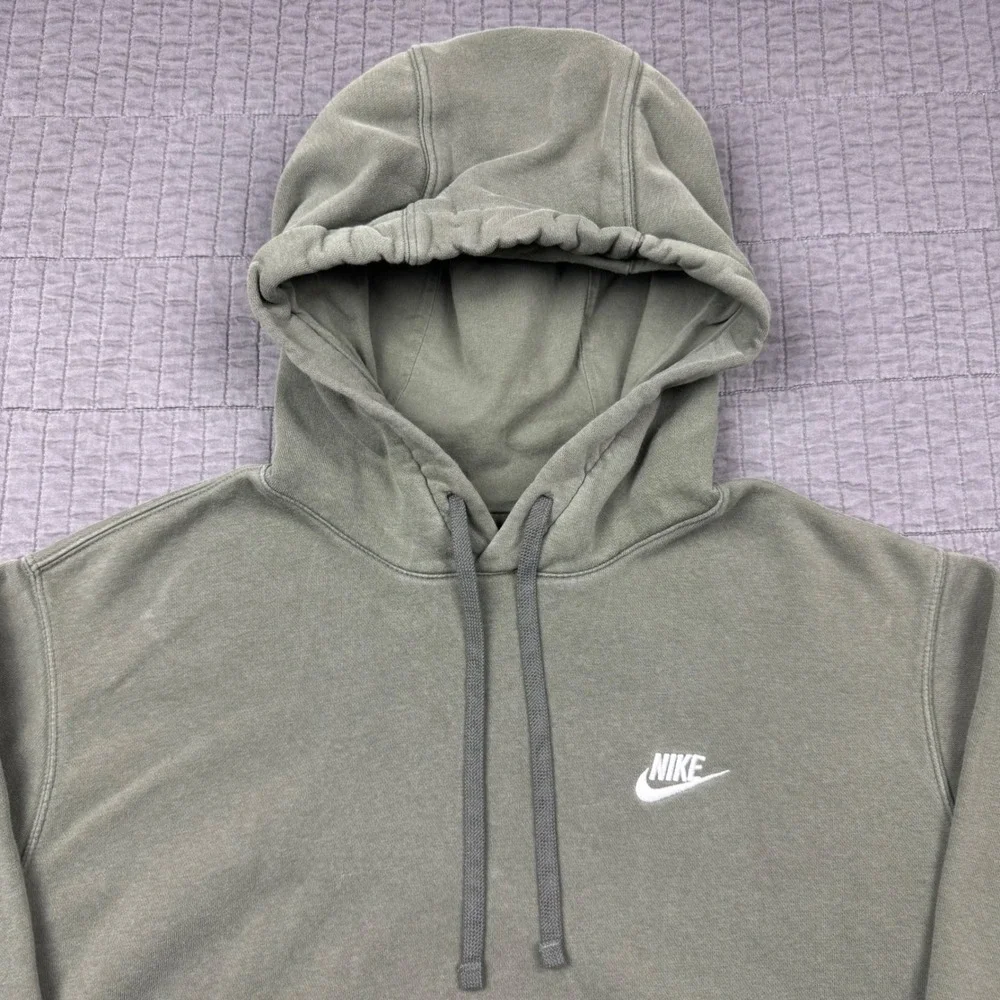 Nike Hoodie Sweatshirt Men Medium Green Club Fleece Sportswear Casual Faded